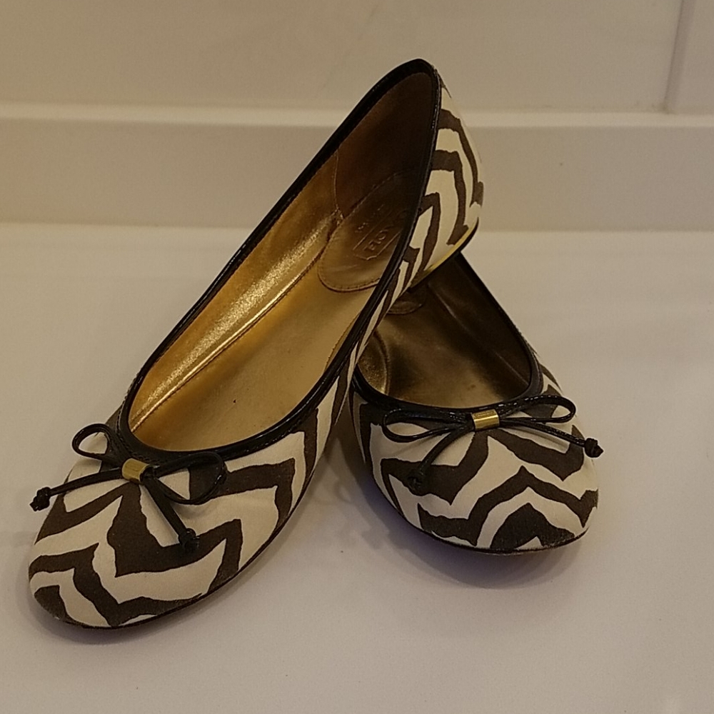COACH WOMENS FLATS